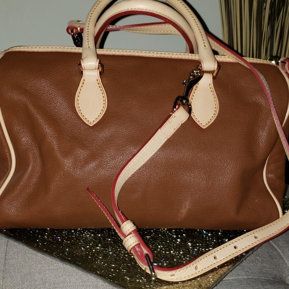Dooney & Bourke bag - Picture 2 of 4